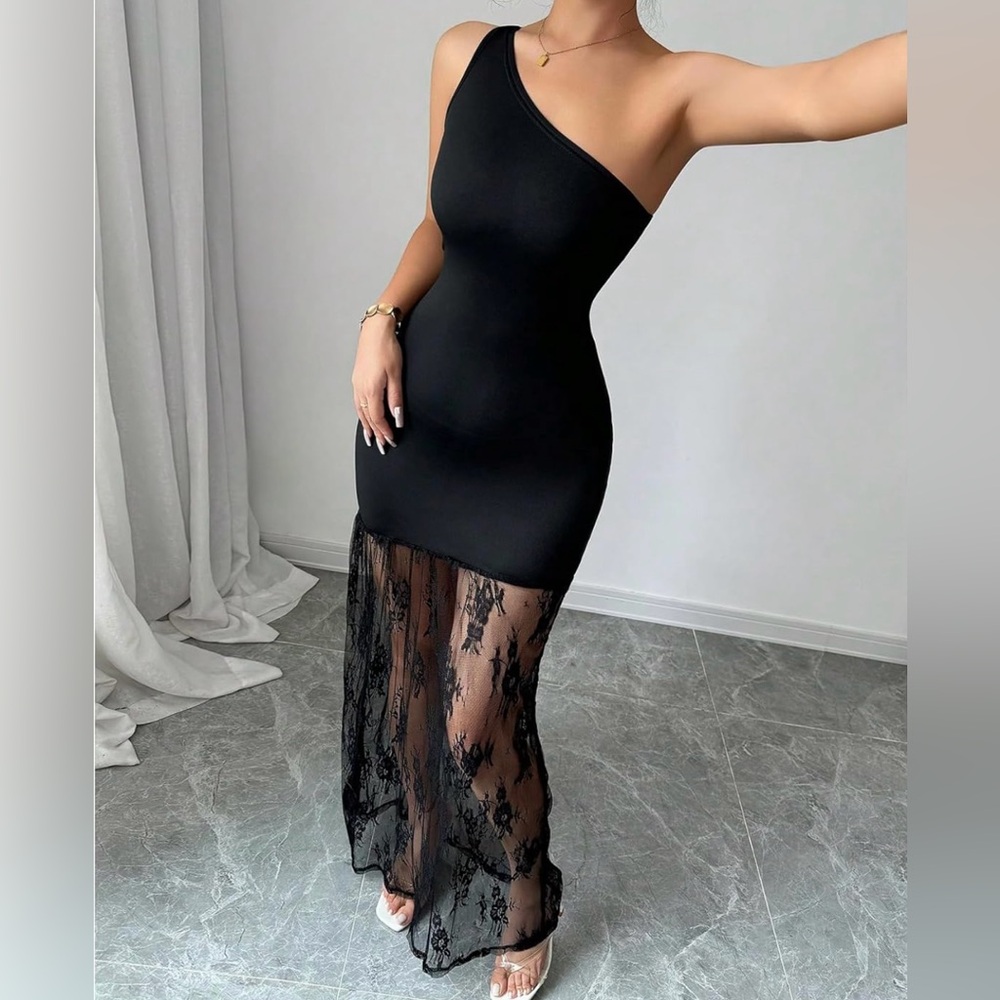 Elegant Black One-Shoulder Lace Dress: Brand new never worn